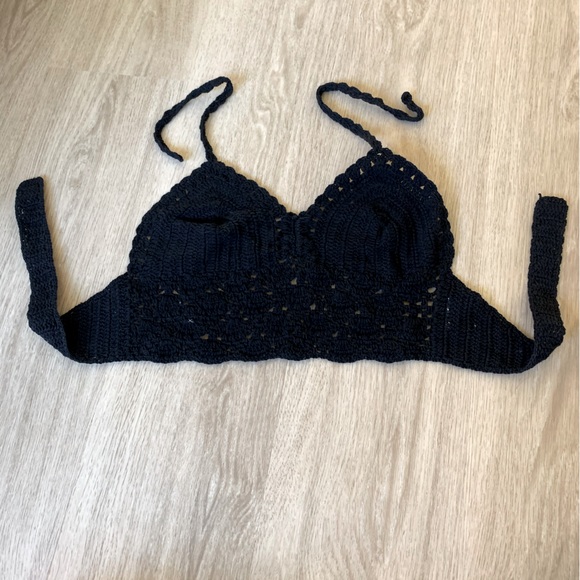 Black crochet top - Picture 2 of 3
